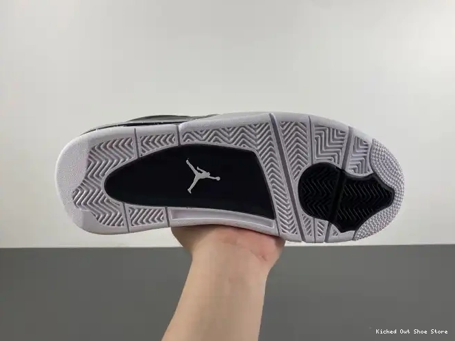 Kicked Out Shoe Store Jordan 4 Fear FQ8138-002 Air 0618